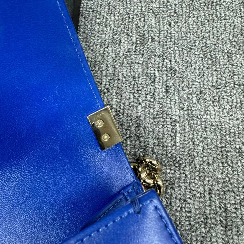 100% Authentic Chanel Boy Medium Caviar Shoulder Bag - Picture 10 of 14